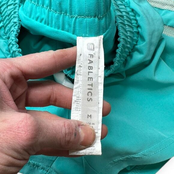 FABLETICS Women’s Turquoise Green Pamela Running Shorts Size Medium - Picture 7 of 9